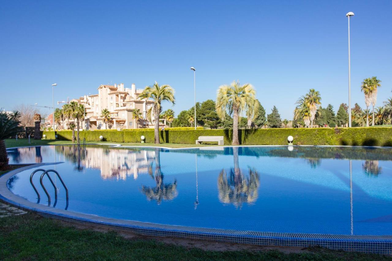 Apartamento Nuevo En La Playa- Met- Oliva Nova Golf Bagian luar foto